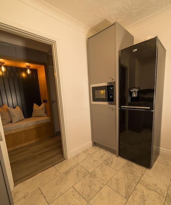 Entire In Holiday home Rawmarsh